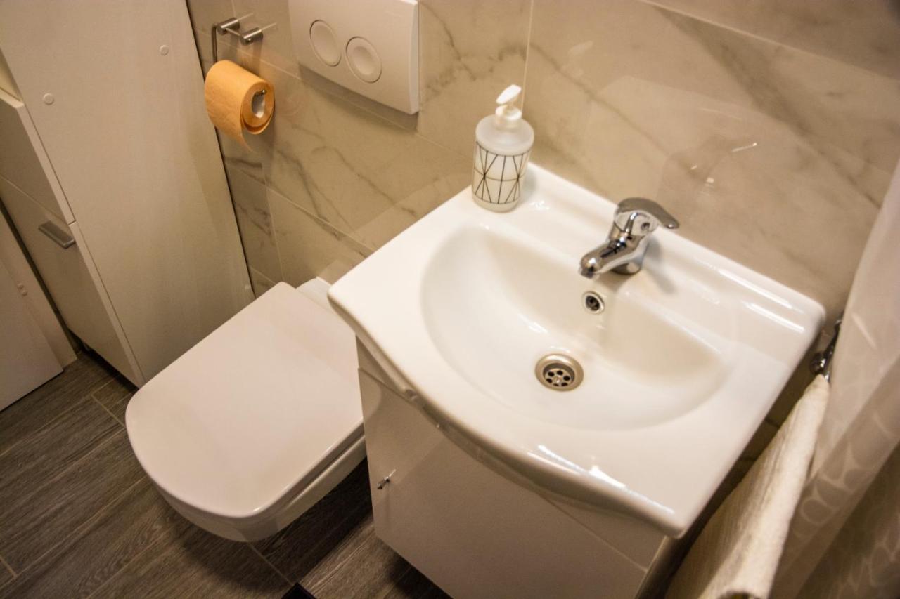 Apartment & Room Eni 자그레브 외부 사진