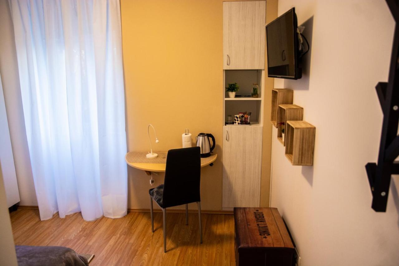 Apartment & Room Eni 자그레브 외부 사진