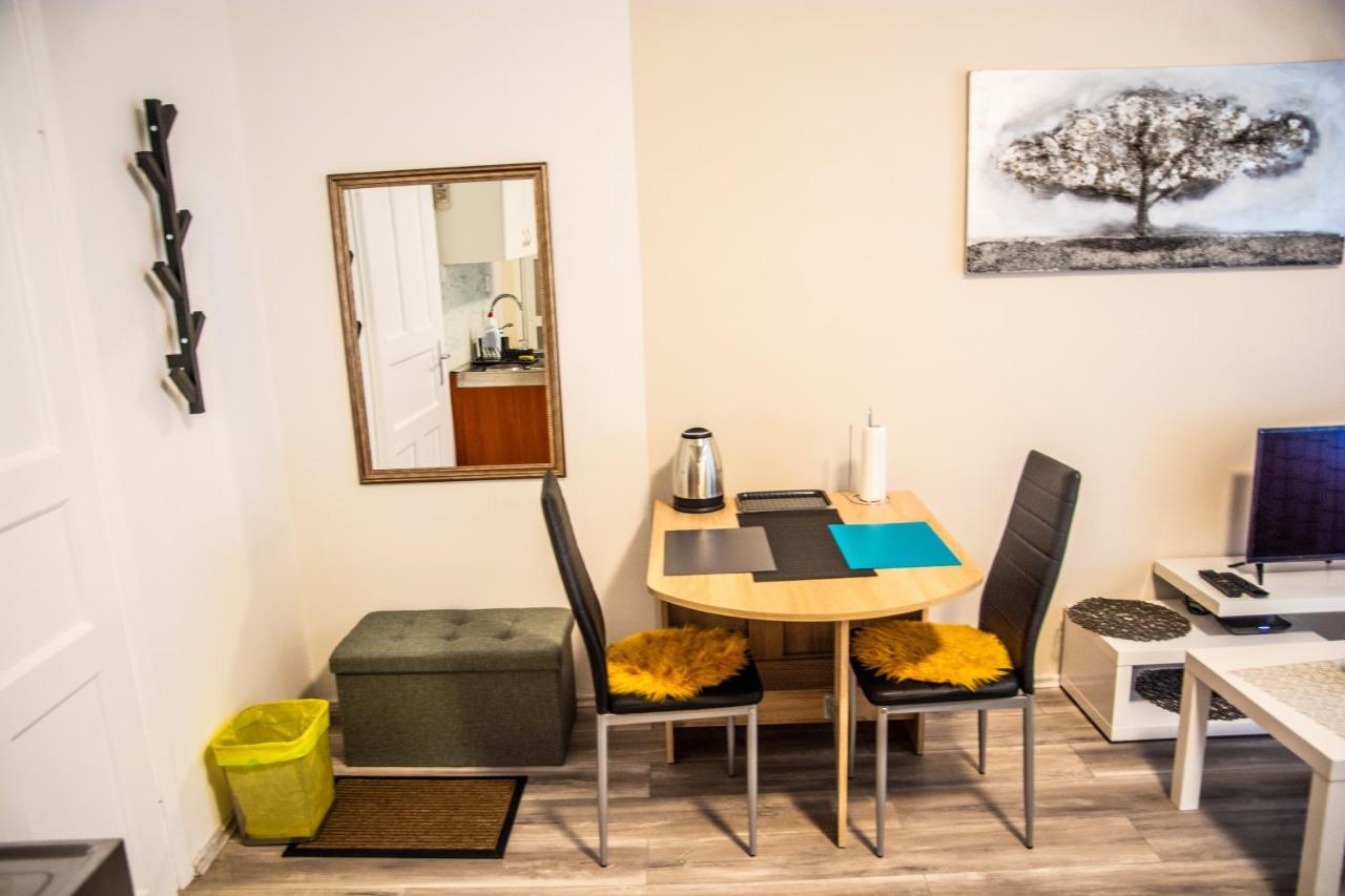 Apartment & Room Eni 자그레브 외부 사진